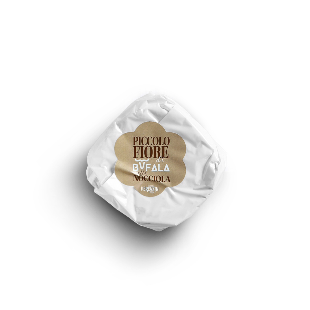 Piccolo Fiore di Bufala alla Nocciola – ser z mleka bawolego z orzechami laskowymi 250 g
