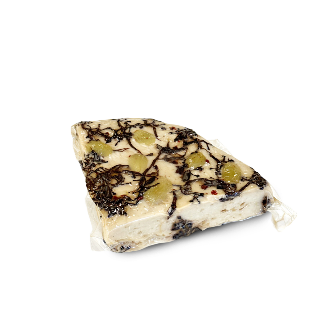 Occelli Aggrappato Prestige Collection – włoski ser dojrzewający w grappie Moscato z różowym pieprzem 150 g